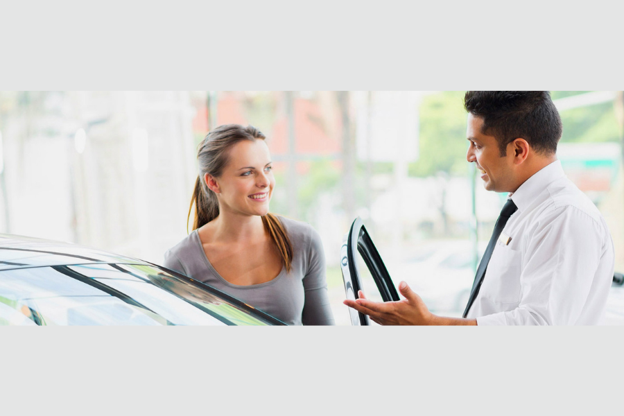 Person getting auto loan in Austin