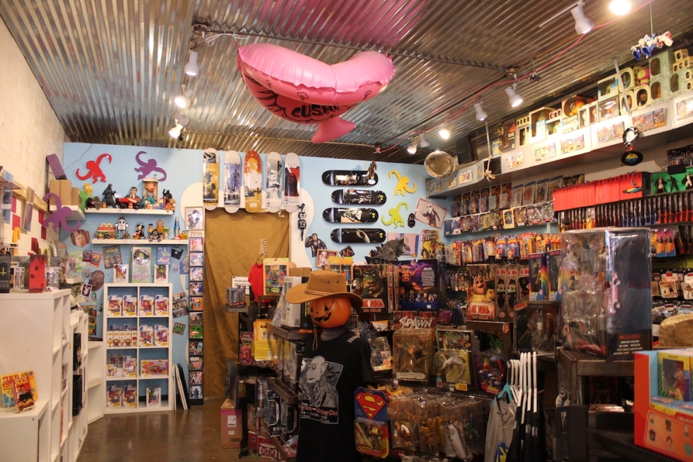 Hodge and his team packed up the South Congress Avenue shop inventory and moved it to the new Menchaca Road location over four days. (Sarah Hernandez/Community Impact)
