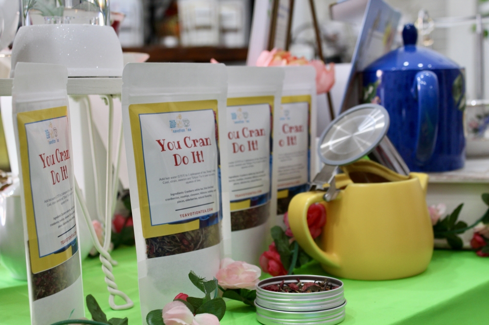 This tea contains immune boosting power with cranberries and elderberries that are packed with antioxidants. (Jovanna Aguilar/Community Impact)