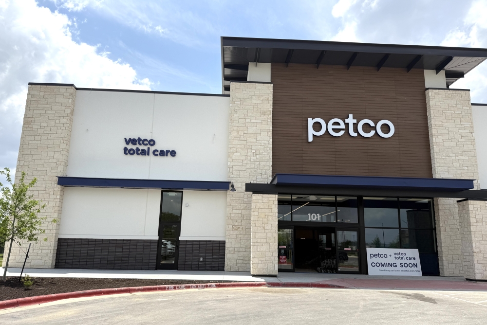 A Petco store in Georgetown will have a grooming salon, training park, vet hospital and more. (Anna Maness/Community Impact)