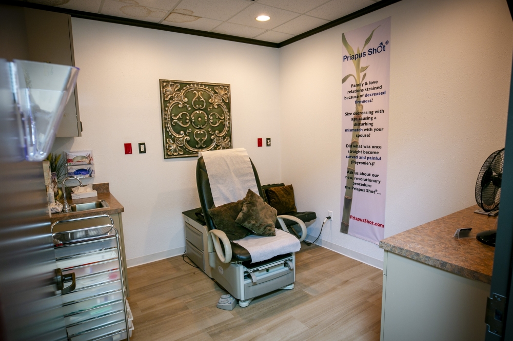 The business also offers skin treatments, injections, laser hair removal and various women’s services, such as gynecological exams. (Courtesy Kelley Sweet Photography)