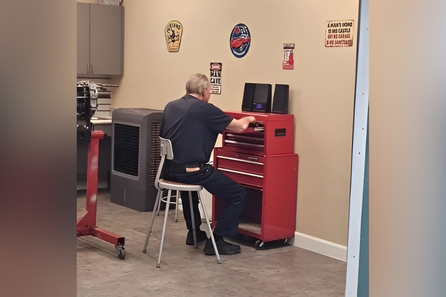 Resident at Bristol Park at Cypress senior living using tools that are a part of the amenities