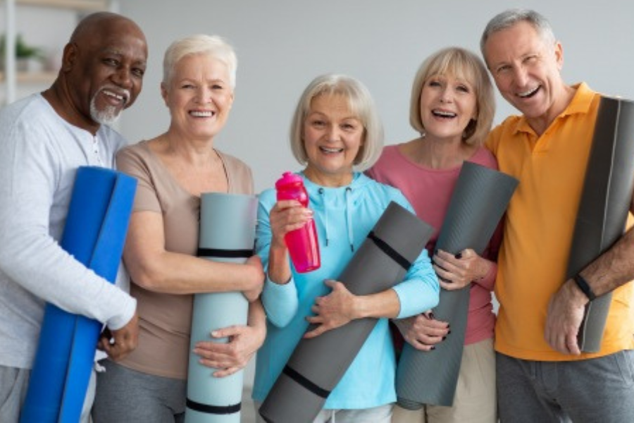 Seniors at independent senior living community in Plano