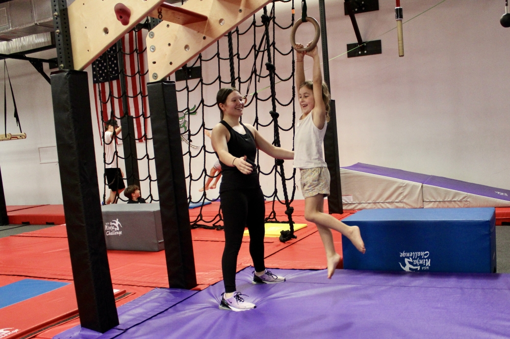 Classes at USA Ninja Challenge are taught by trained coaches with a background in olympics. (Jovanna Aguilar/Community Impact)