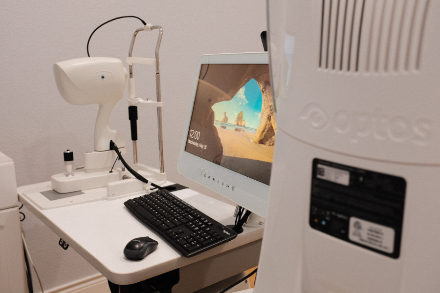 Vision technology in pflugerville eye doctor's exam room