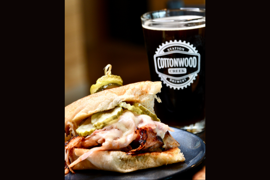 Sandwich at best bar in Hutto
