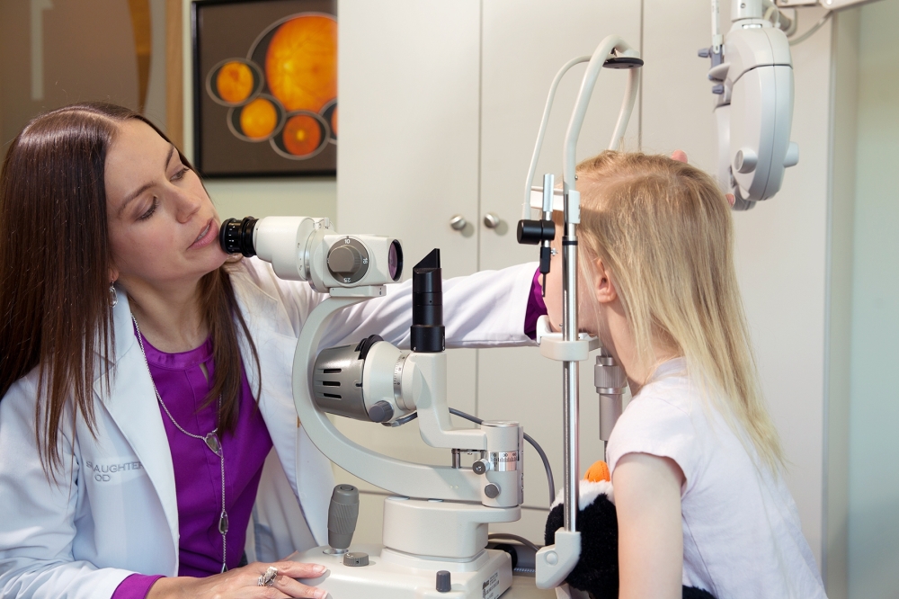Child at pediatric eye doctor in Cedar Park