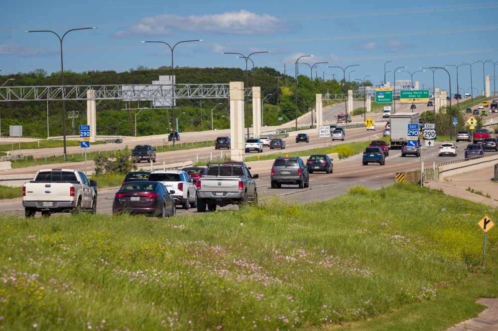 Cars on Austin toll road