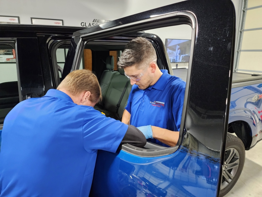 Glass Doctor Auto of Cedar Park technician performing windshield replacement