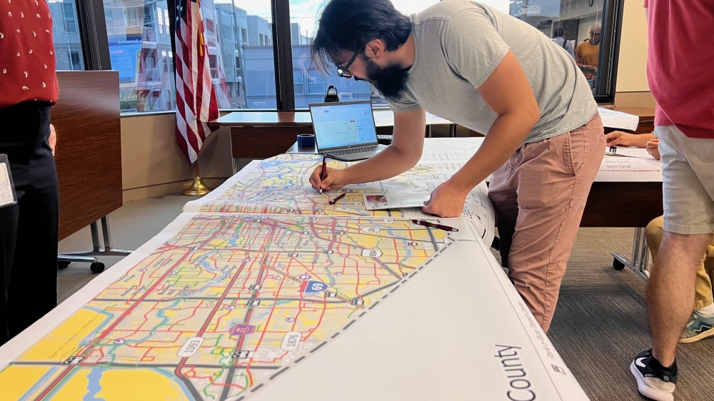 Houston resident Jesse Bellow attended the public meeting and shared with transportation officials the need for multi-modal transportation options beyond driving. (Melissa Enaje/Community Impact)