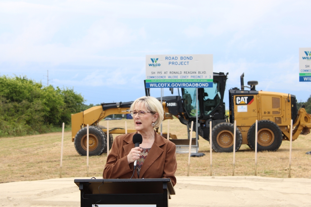 Precinct 3 Commissioner Valerie Covey said the mobility project at Hwy. 195 and Ronald Reagan Boulevard should be complete by summer 2026. (Anna Maness/Community Impact)
