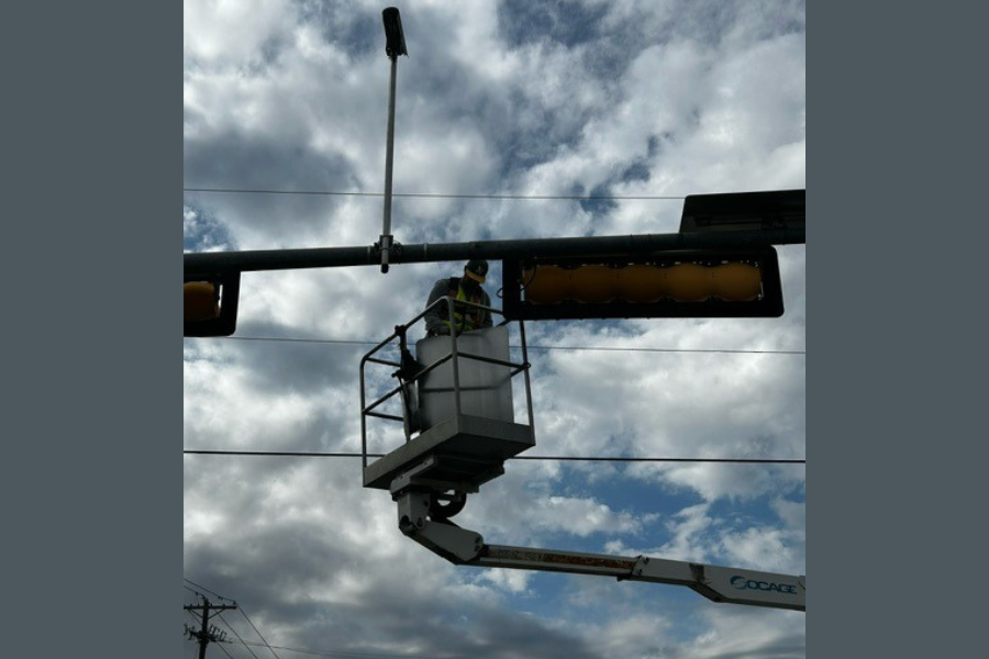 Traffic light installation