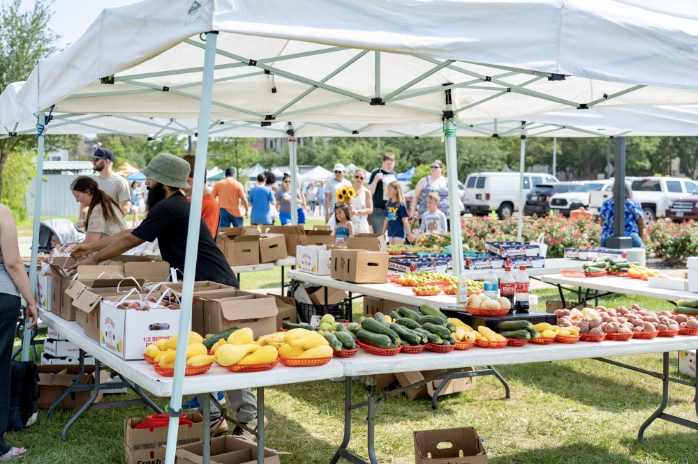 The Urban Harvest Farmers Market is one of the only markets operated by a nonprofit organization. (Courtesy Urban Harvest Farmers Market)