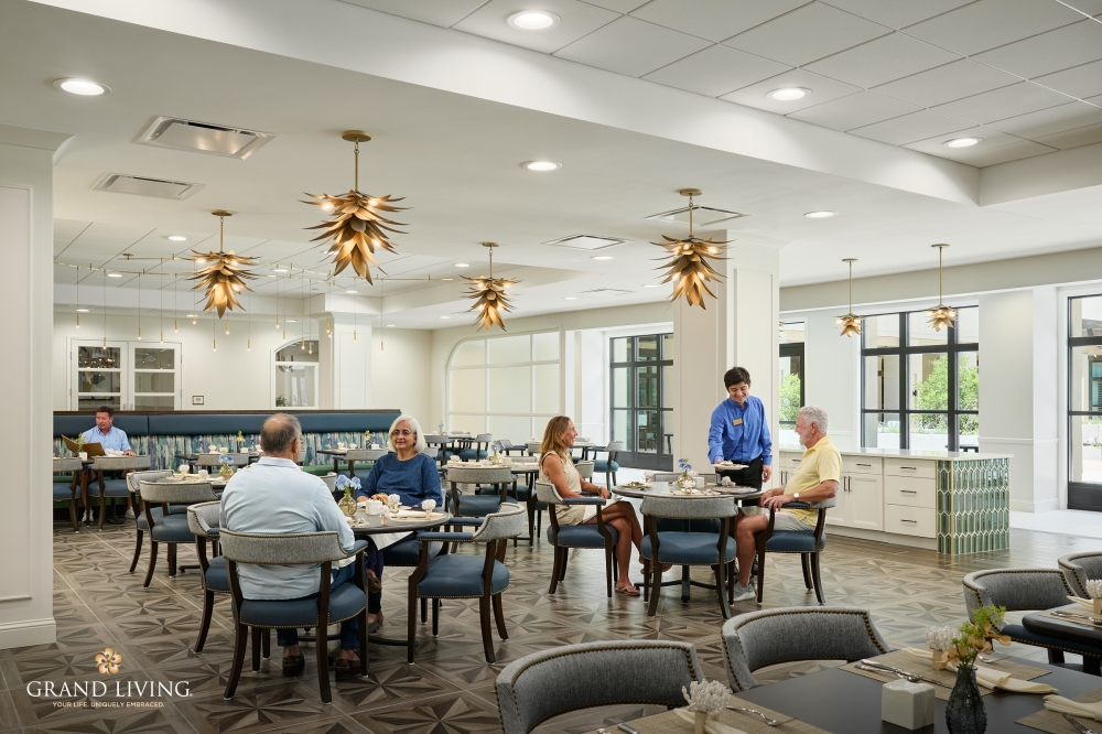 Seniors dining at senior living community Austin