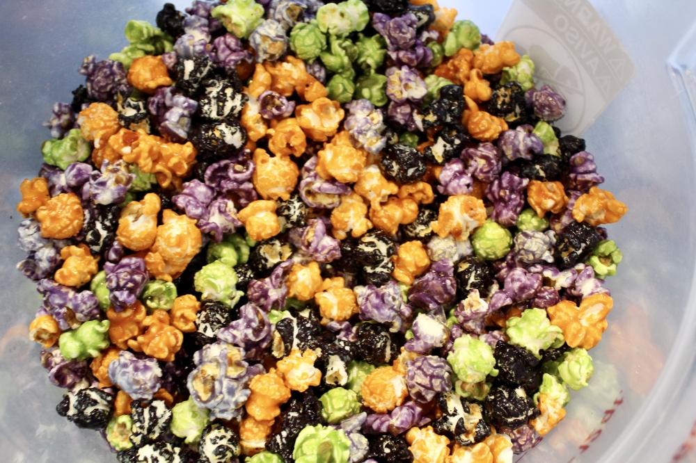 The monster mash is the latest seasonal popcorn made in time for Halloween. (Jovanna Aguilar/Community Impact)