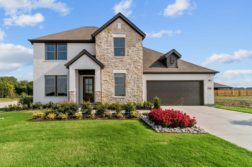 Exterior photo of new home for sale in Denton TX