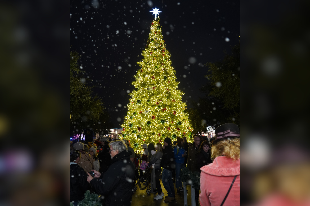Christmas tree lighting Boerne