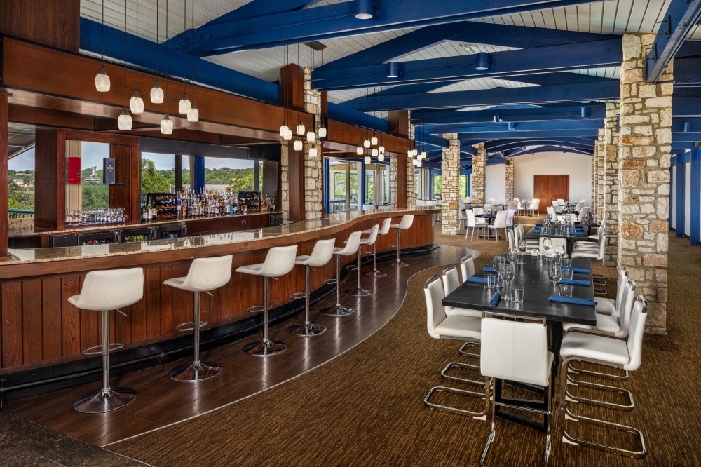 Dining room of restaurant in Lakeway