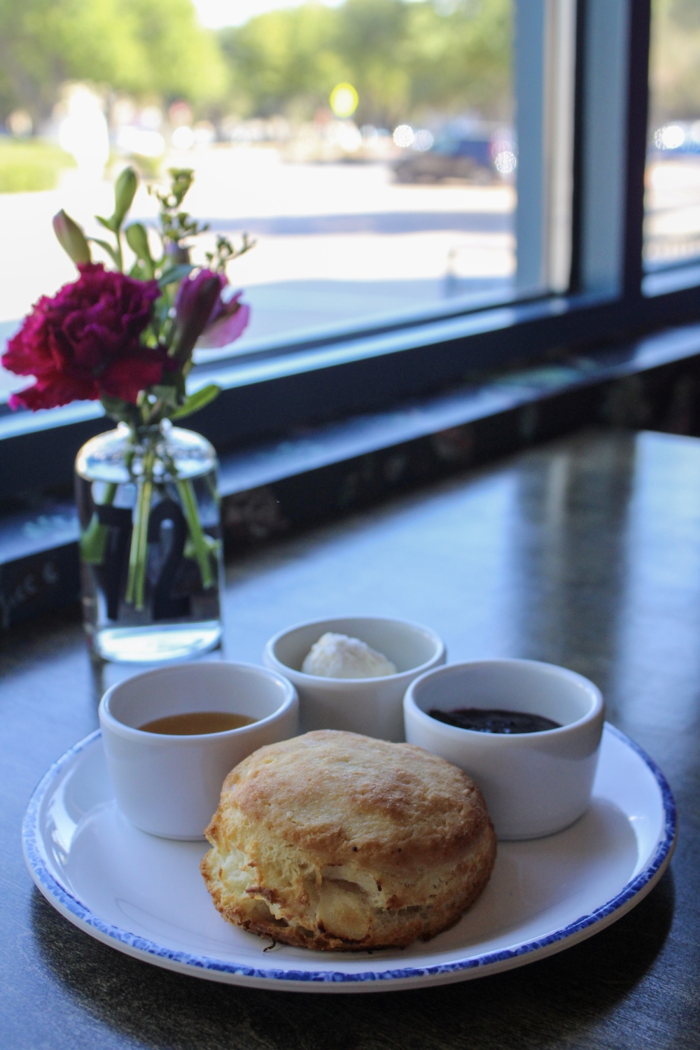 The biscuits served at the restaurant are brought from the duo's first concept, Fixe Southern House. (Dacia Garcia/Community Impact)