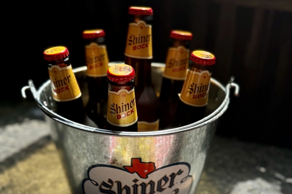 The Frio - Hill Country Grill & The Barn offers beer, drink, food and hosts live music events. (Courtesy The Frio - Hill Country Grill & The Barn)