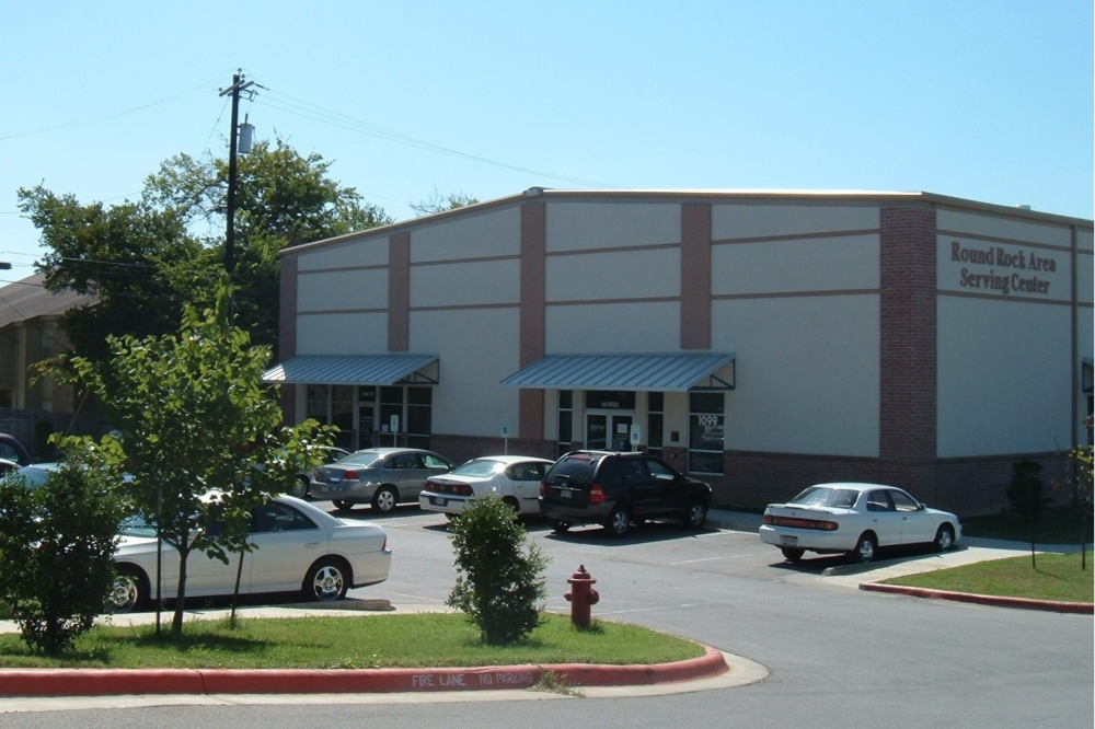 Round Rock Area Serving Center front of building