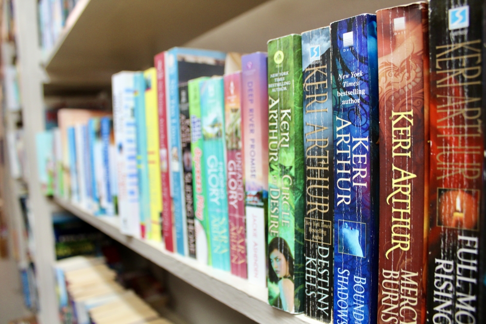 Books Abound only accepts paperback trade ins. (Jovanna Aguilar/Community Impact)