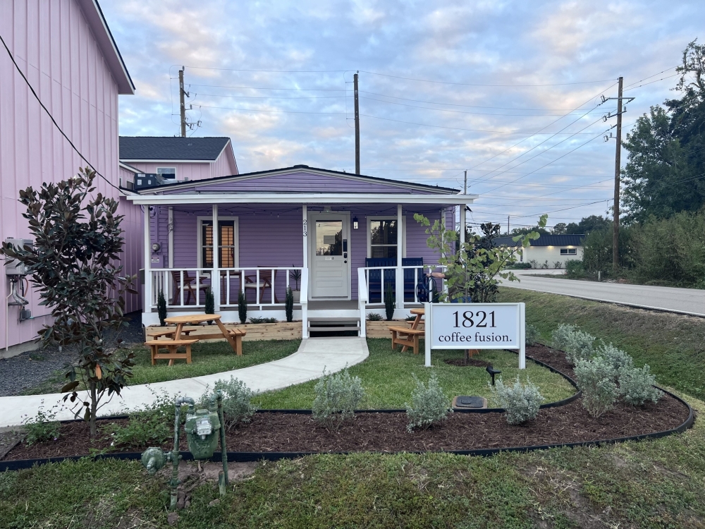 1821 Coffee Fusion is a Salvadoran family-owned coffee shop offering handcrafted drinks. (Courtesy 1821 Coffee Fusion)