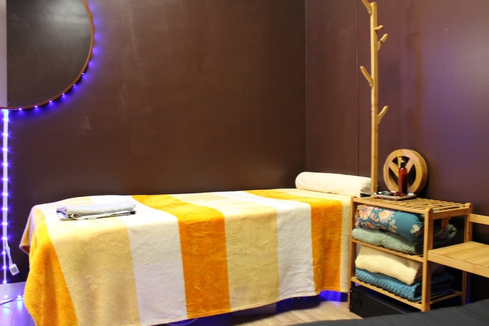 The spa's newest addition is the sensory lounge, featuring stimulating sounds and lights. (Andrew Creelman/Community Impact)