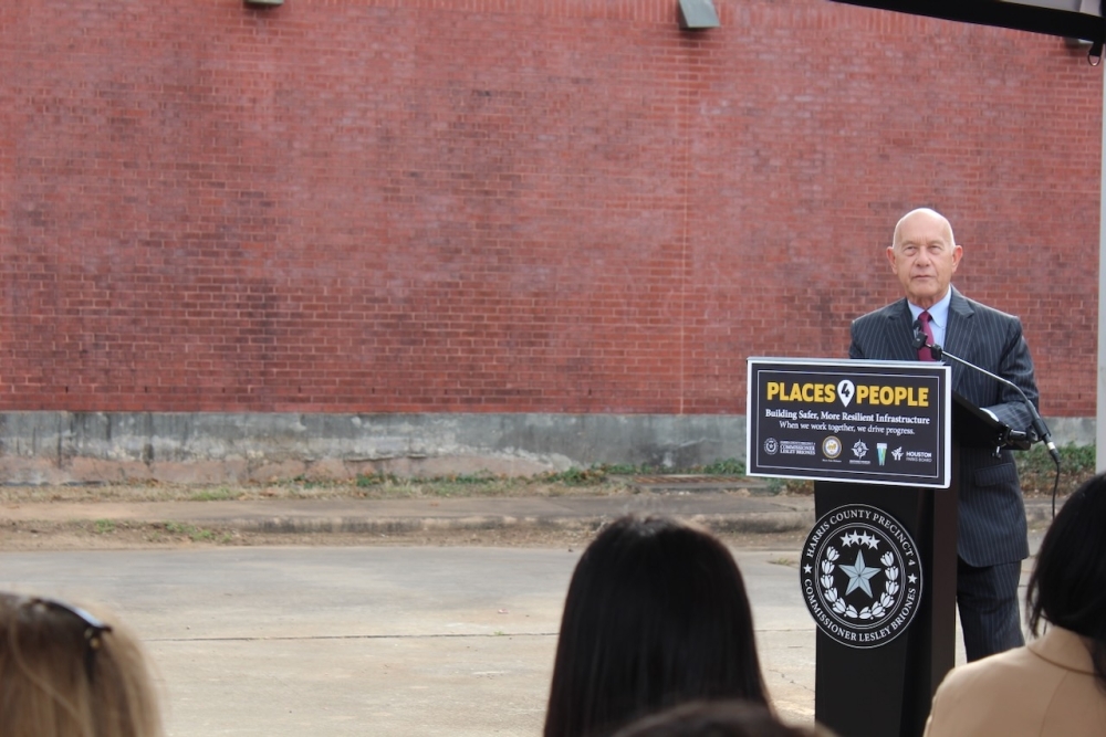 Houston Mayor John Whitmire spoke at a Harris County Precinct 4 news conference in Alief on Jan. 7 at the former David M. Henington Regional Library that is now earmarked by Houston Public Works as a stormwater detention pond, according to county officials. (Melissa Enaje/Community Impact)