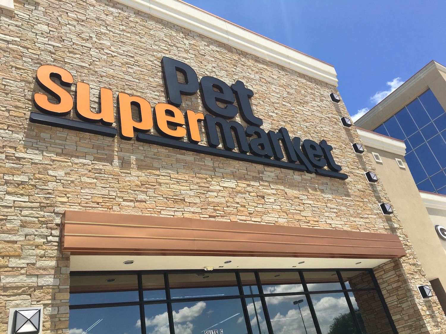 Pet Supermarket opens on Spring's Stuebner Airline Road Community Impact