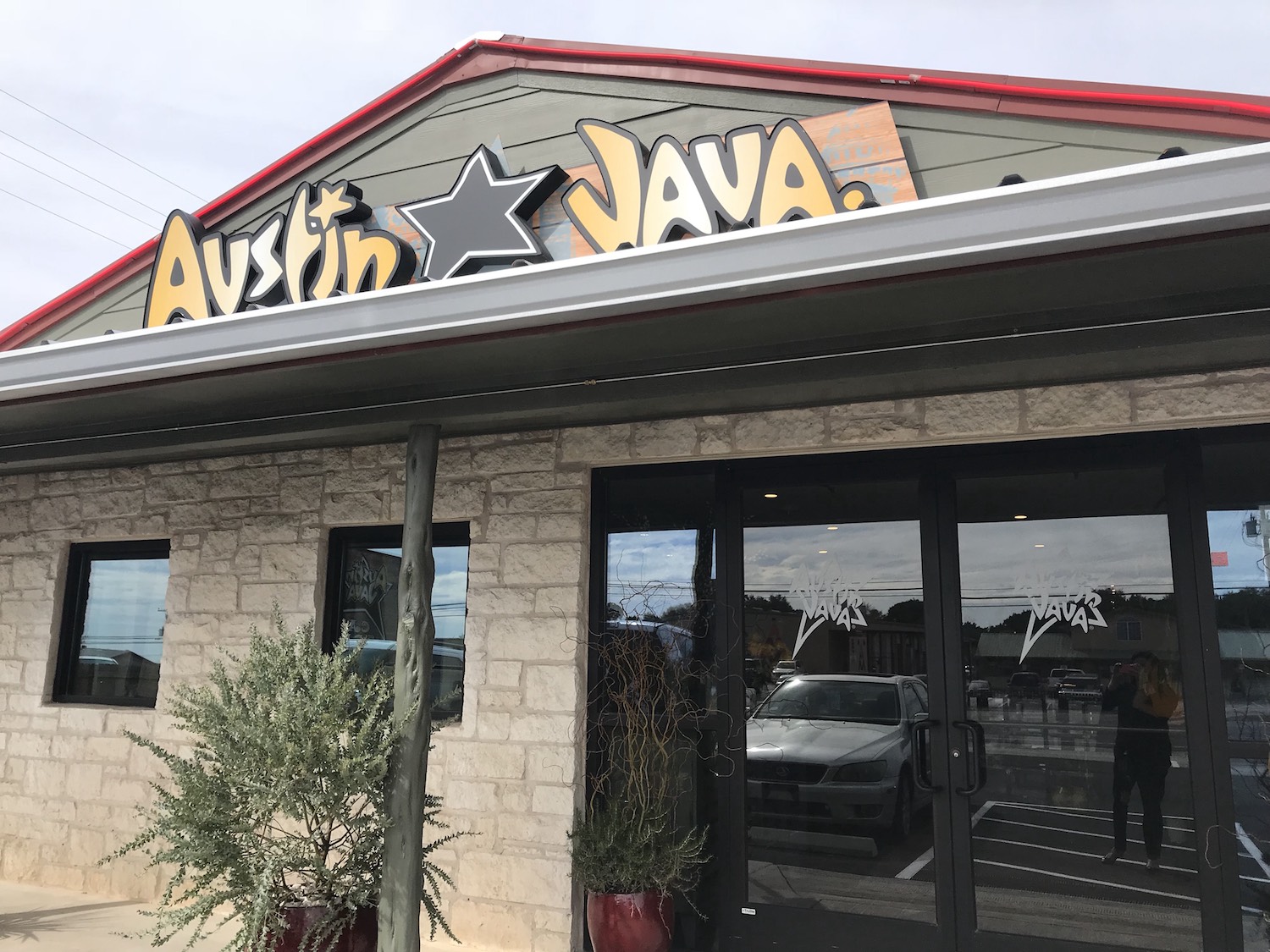 Slideshow Here S A First Look At Austin Java S First Dripping Springs Location Community Impact