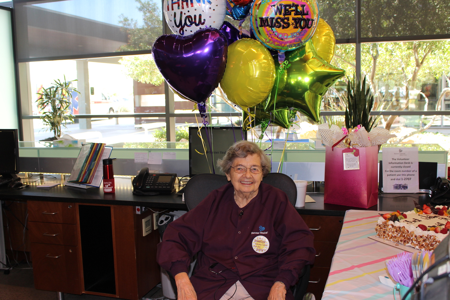 Banner Gateway Medical Center Volunteer Celebrates Last Day After