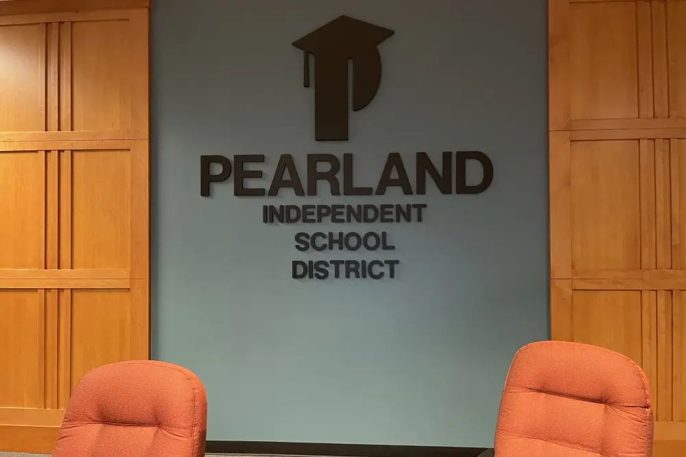 Pearland ISD trustees approve partnership for teacher placements, mentor stipends