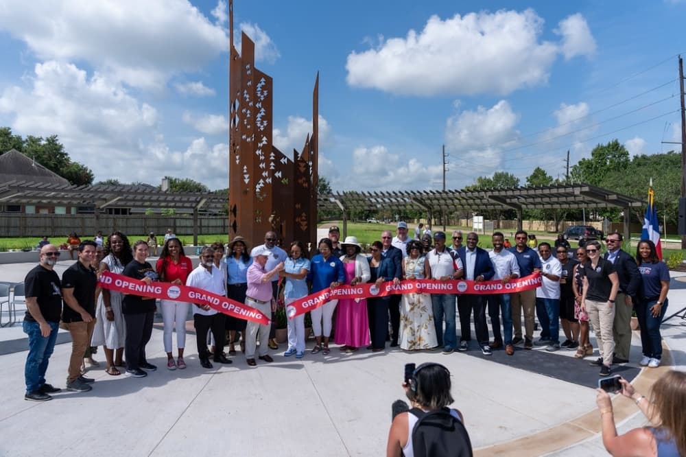 Missouri City celebrates opening of Freedom Tree Park
